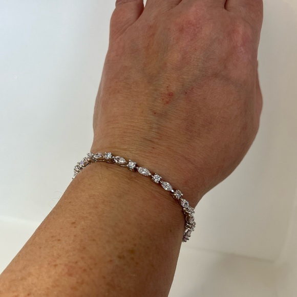 Sterling 7” Marquise & Round Cz Tennis Bracelet - Picture 16 of 16